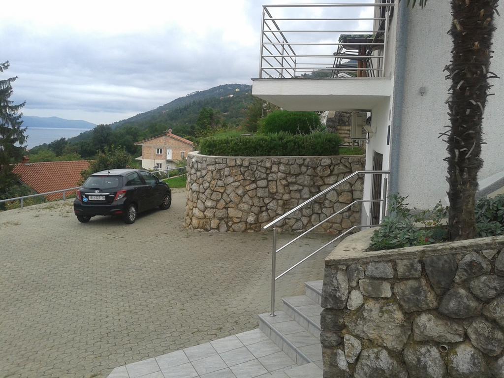 Apartments Villa Ceric Lovran Exterior foto
