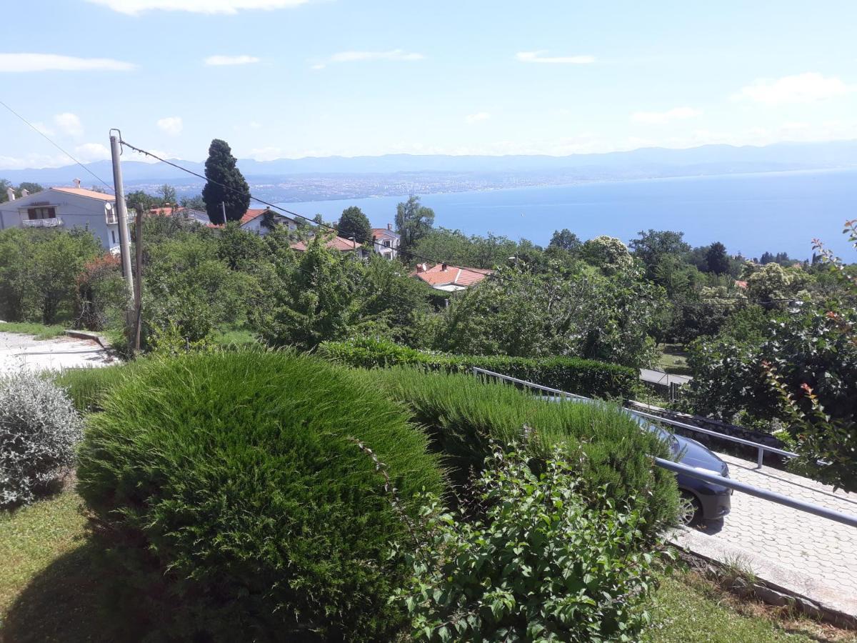 Apartments Villa Ceric Lovran Exterior foto