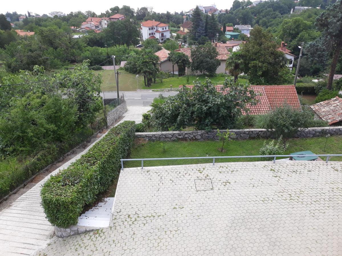 Apartments Villa Ceric Lovran Exterior foto